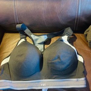 Victoria Secret Sport Bra